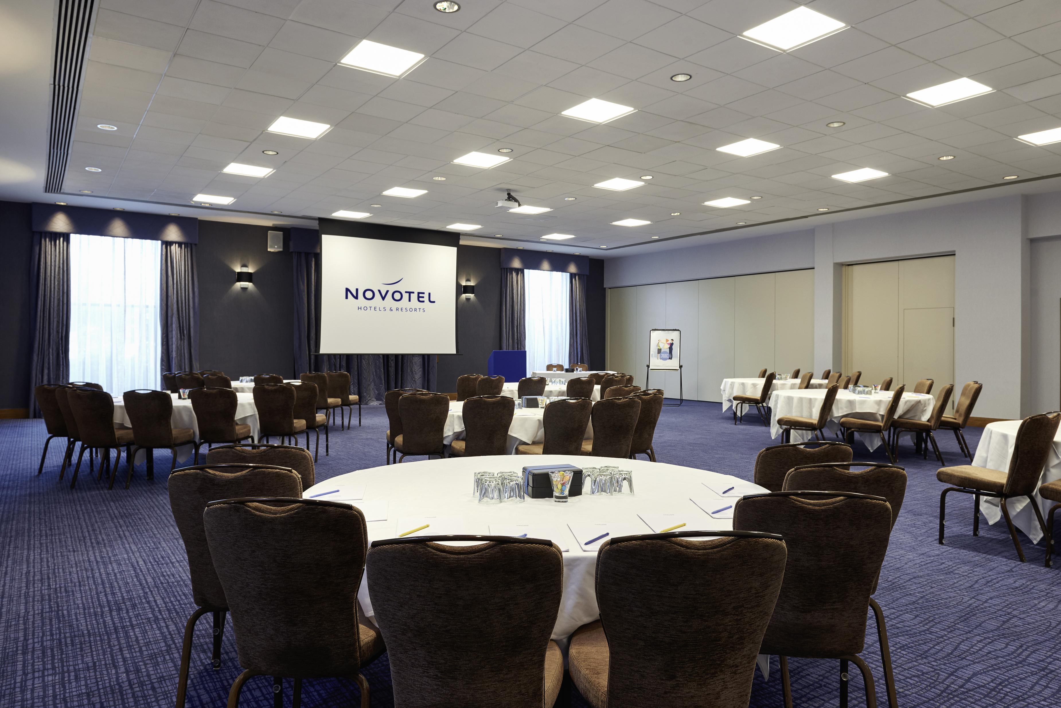 Novotel London Stansted Airport Stansted Mountfitchet Extérieur photo